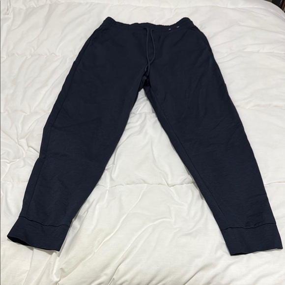 Uniqlo Navy Blue Joggers with Elastic Waistband and Ankle Cuffs - Picture 1 of 12